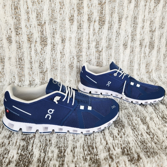 On Running "Cloud 5" Athletic Shoe Sneaker Navy Blue White | Women's Size 9 - Picture 6 of 11
